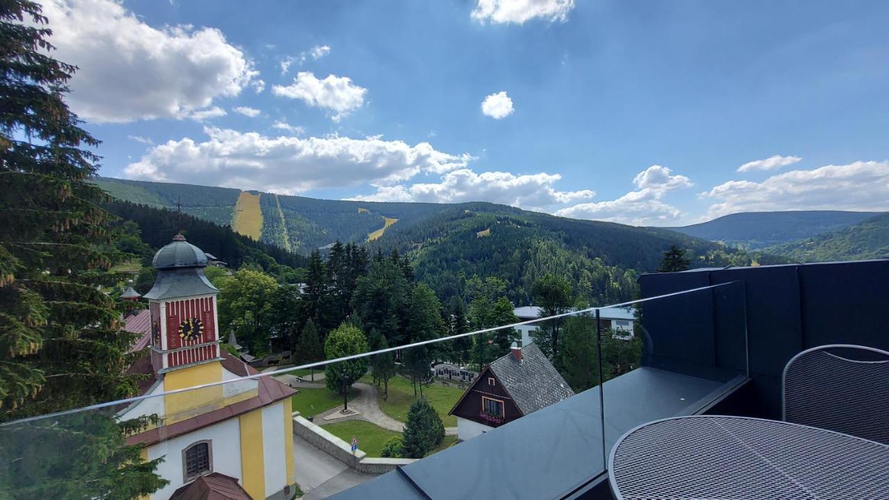 Apartments With Mountain Views Špindlerŭv Mlýn Eksteriør billede